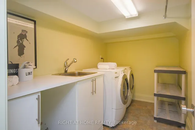 Additional image 17 of 104 Summerhill Ave