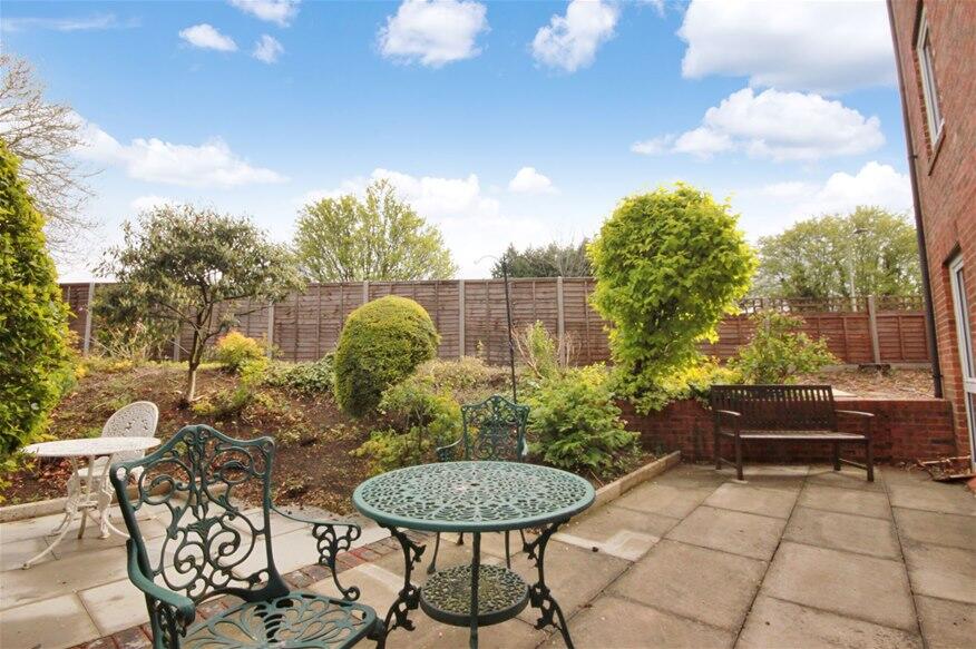 Additional image 4 of Roundwood Lane, Harpenden, AL5