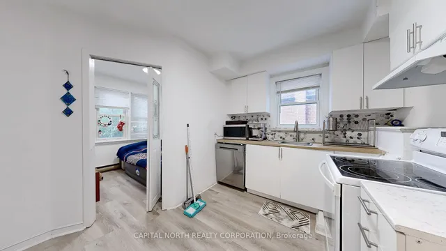 Additional image 7 of 221 Patricia Ave