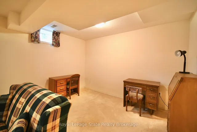 Additional image 23 of 285 Acadia Dr