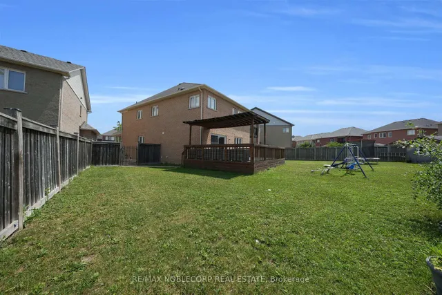 Additional image 43 of 48 Monabelle Cres