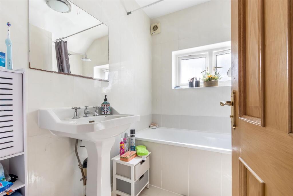 Additional image 10 of The Grove, Brookmans Park