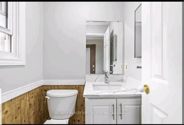 Additional image 21 of 30 Adam St