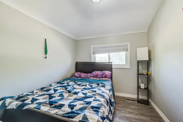 Additional image 12 of 124 Wilfred Ave