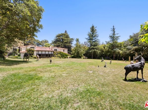 355 S Bristol Ave, Los Angeles, CA 90049