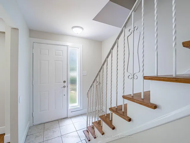 Additional image 8 of 1720 Albion Rd Unit 16