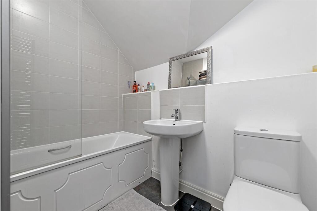 Additional image 7 of Millstone Way, Harpenden