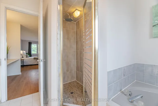 Additional image 29 of 325 Harrowsmith Dr