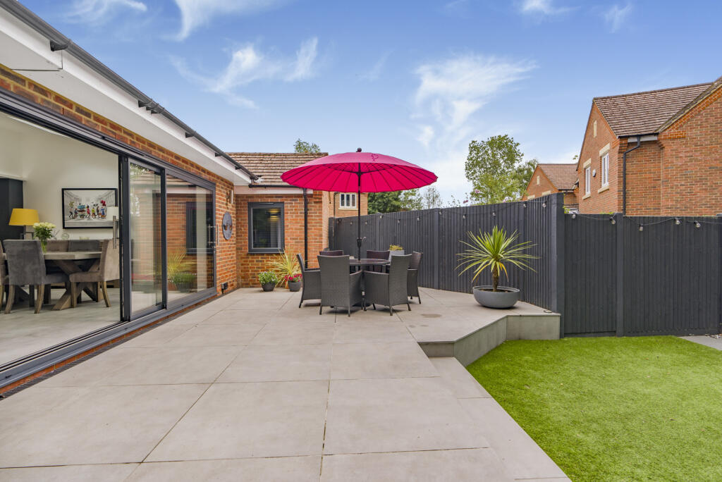 Additional image 25 of Laburnum Grove, St. Albans, Hertfordshire, AL2