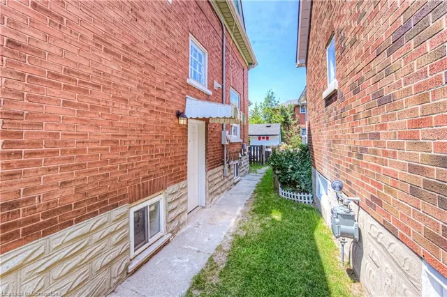 Additional image 25 of 386 Guelph St