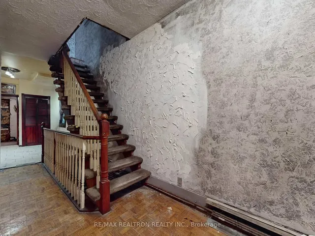 Additional image 7 of 780 Pape Ave