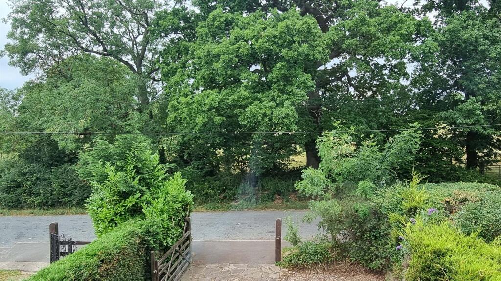 Additional image 12 of Crabmill Lane, Headley Heath