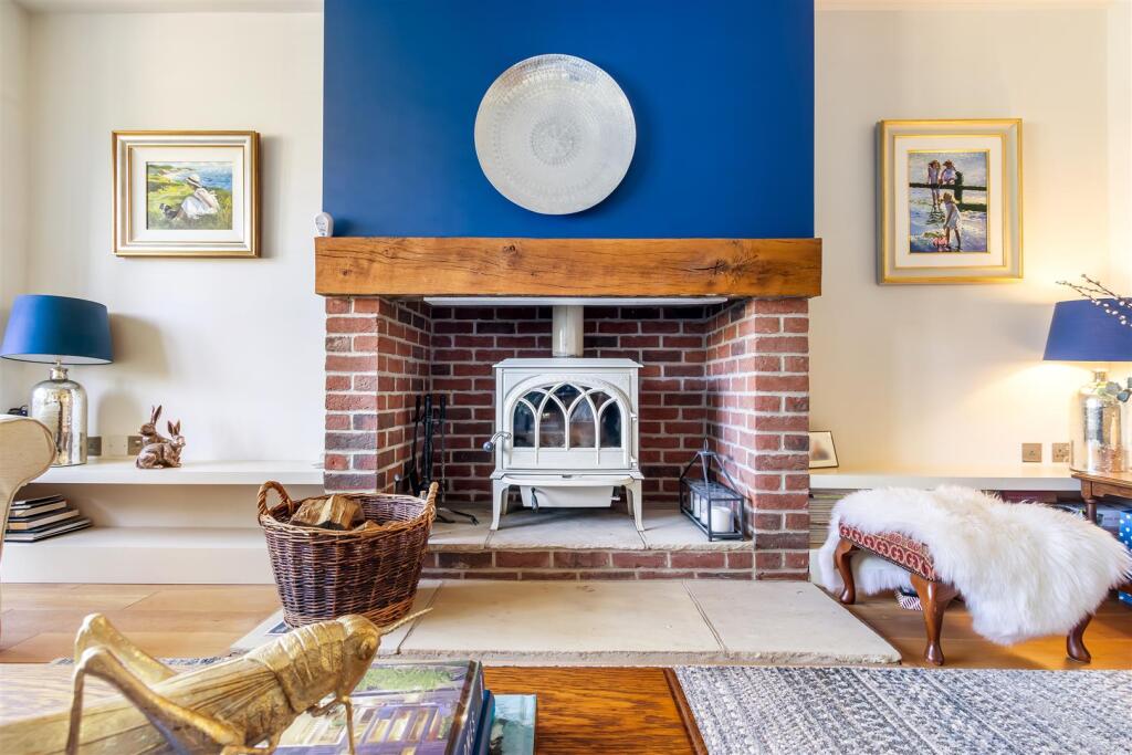 Additional image 8 of Georges Wood Road, Brookmans Park