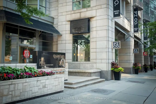 Additional image 8 of 2181 Yonge St Unit 2706