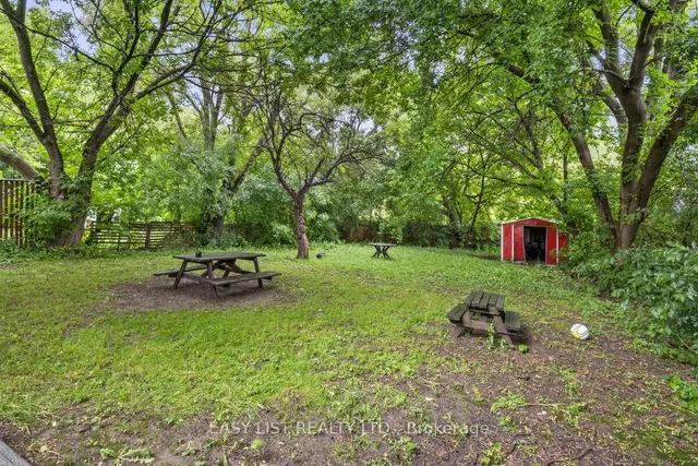 Additional image 23 of 195 Senlac Rd