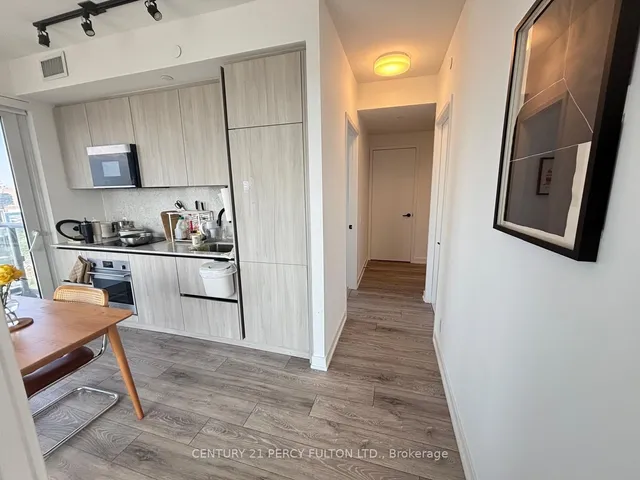 Additional image 10 of 108 Peter St Unit 2613