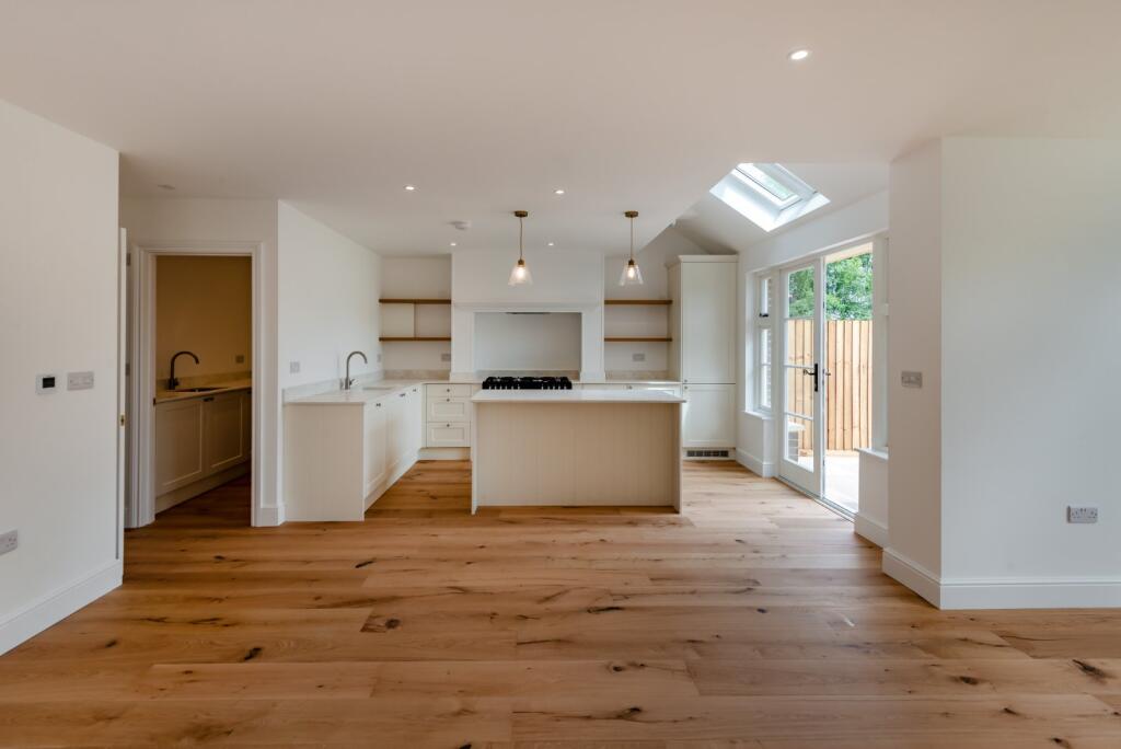 Additional image 5 of Beeson End Cottages, Beeson End Lane, Harpenden, Hertfordshire