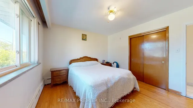 Additional image 20 of 574 Queens Dr