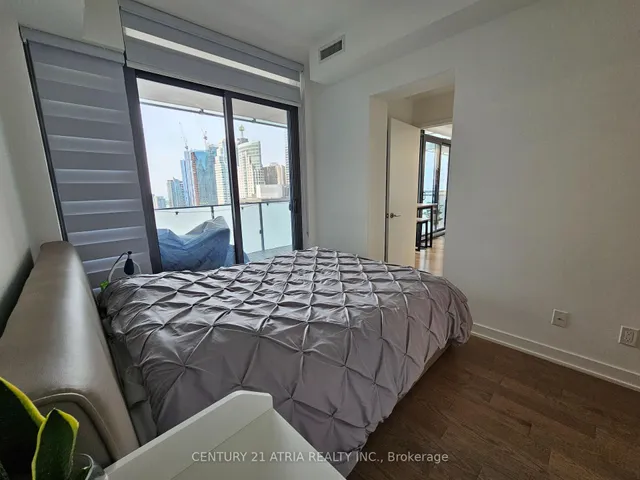 Additional image 13 of 20 Lombard St Unit 3806