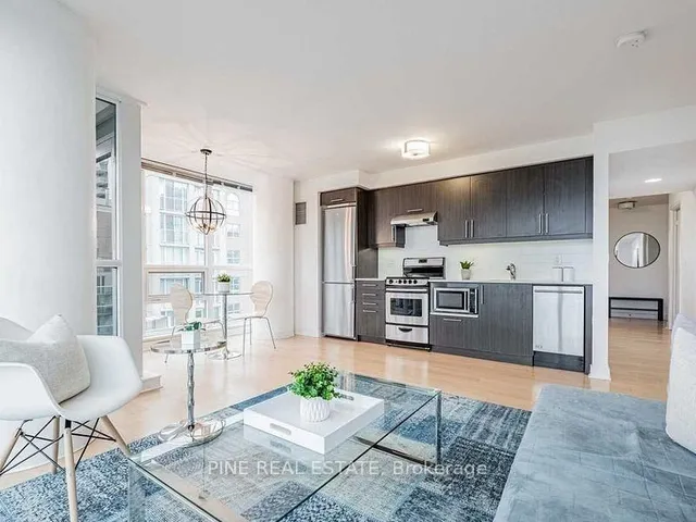 Additional image 3 of 320 Richmond St Unit 1103