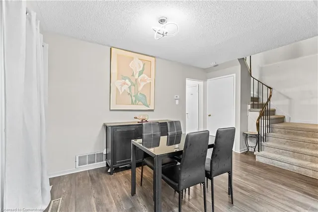 Additional image 30 of 900 Centralpark Dr Unit 115