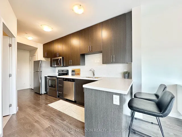 Additional image 7 of 690 KING St Unit 606