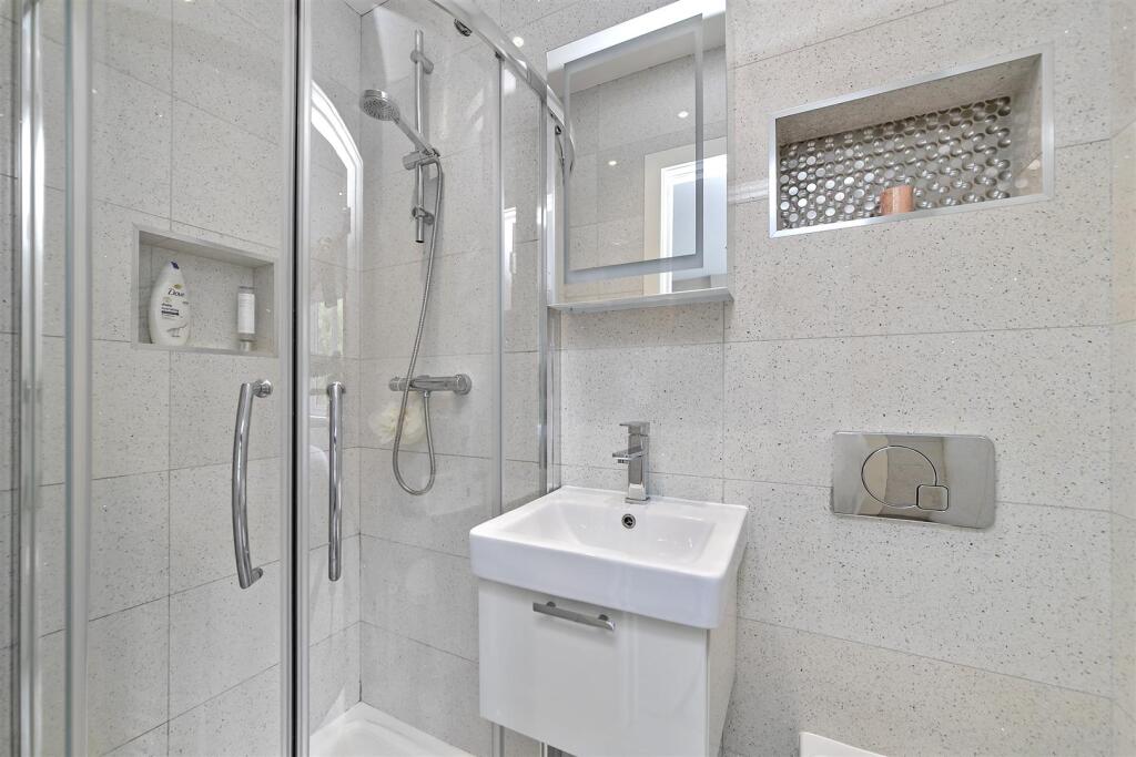 Additional image 29 of London Road, St. Albans