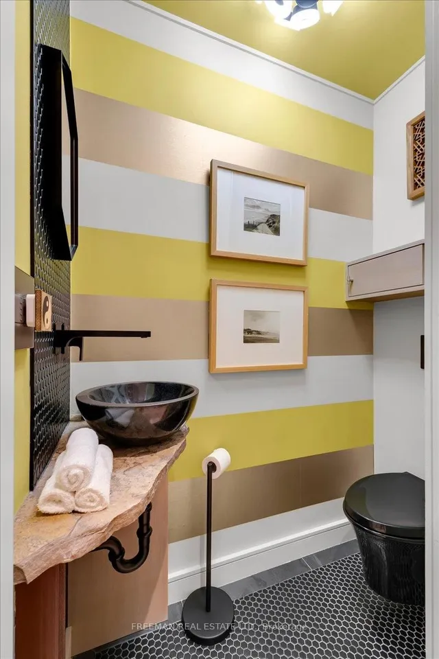 Additional image 10 of 68 Olive Ave