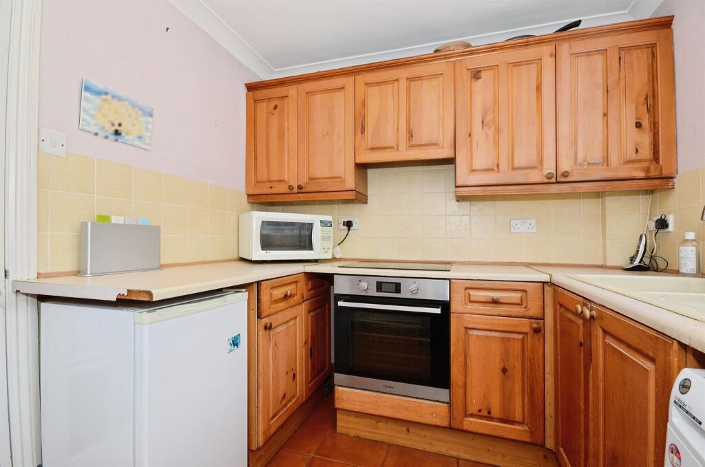 Additional image 8 of Queens Road, Harpenden