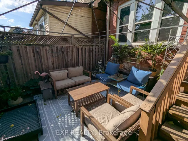 Additional image 30 of 84 Somerset Ave