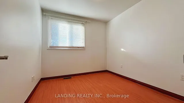 Additional image 12 of 22 KING HENRY'S Blvd