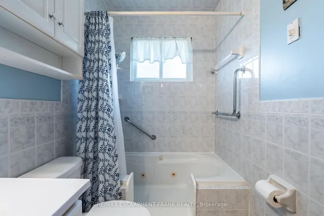 Additional image 27 of 6 DEAN Ave