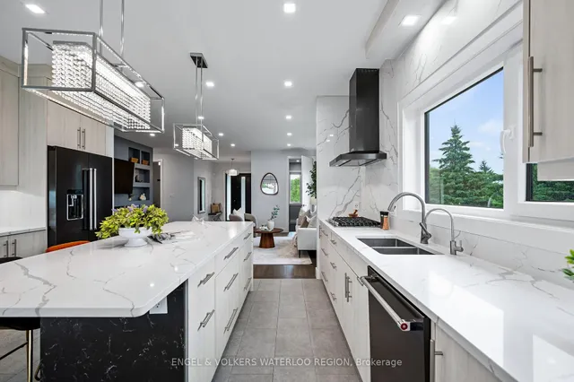 Additional image 14 of 24 Sylvia St