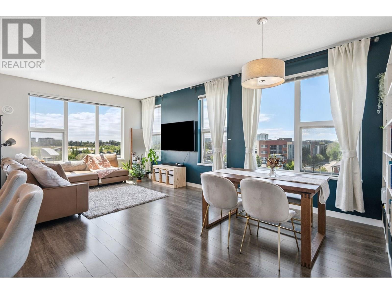 523 9311 ALEXANDRA ROAD|Richmond, British Columbia V6X0L8