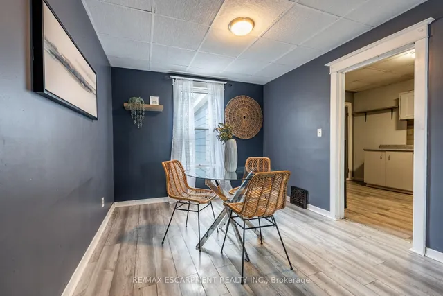 Additional image 8 of 52 CONNAUGHT Ave