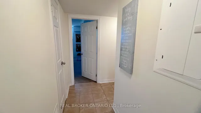 Additional image 4 of 13 EATON PARK Lane Unit 29