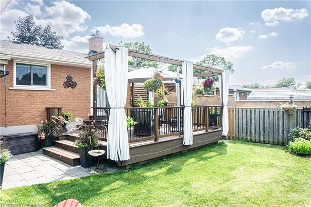 Additional image 38 of 34 Strathcona Cres