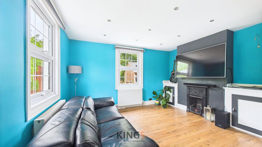 Additional image 2 of Station Road, Digswell, AL6