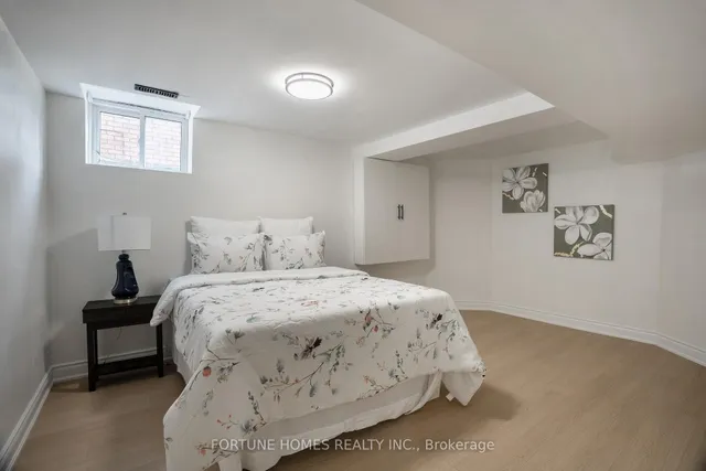 Additional image 42 of 31 Ortona Dr