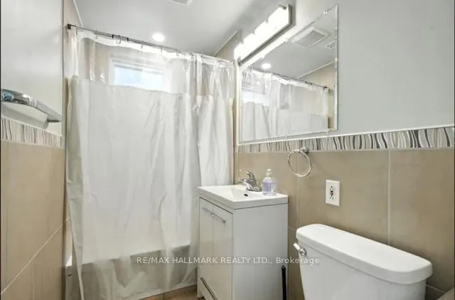 Additional image 11 of 1039 Ossington Ave