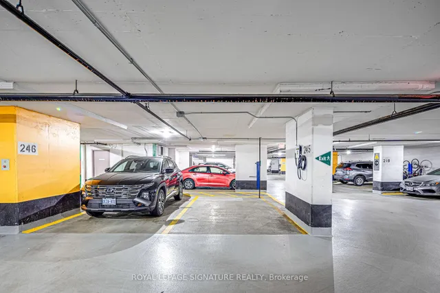 Additional image 27 of 212 Eglinton Ave Unit 402