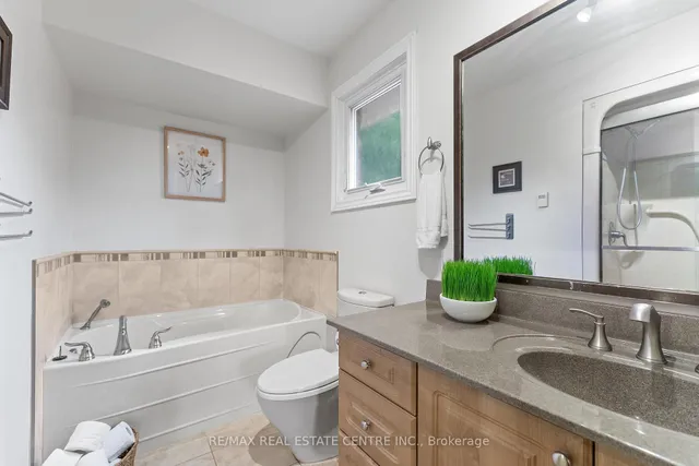 Additional image 31 of 30 Regentview Dr