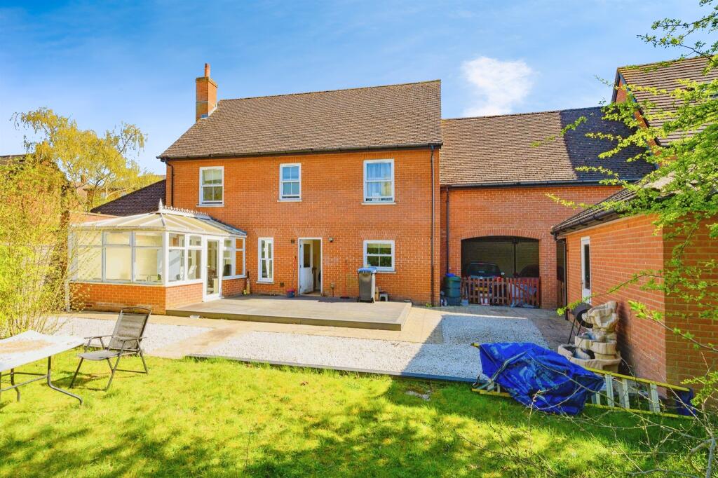 Additional image 5 of Salisbury Hall Drive, Hatfield