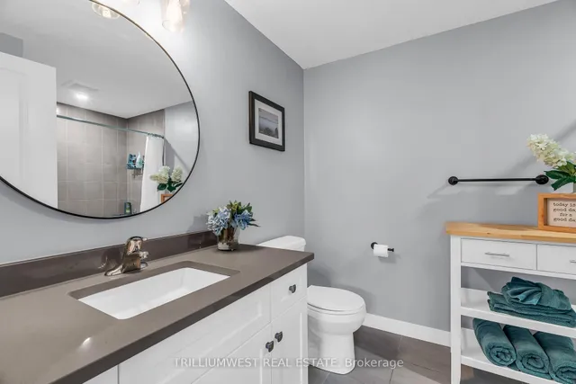 Additional image 19 of 160 Rochefort St Unit A19 (90)