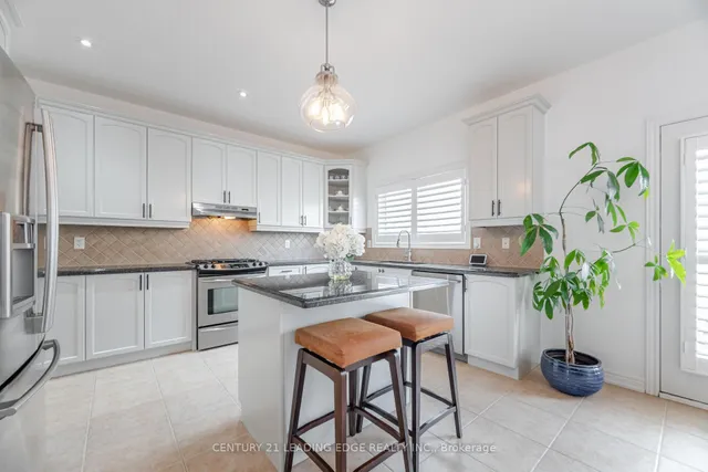 Additional image 12 of 34 Royal Links Circ