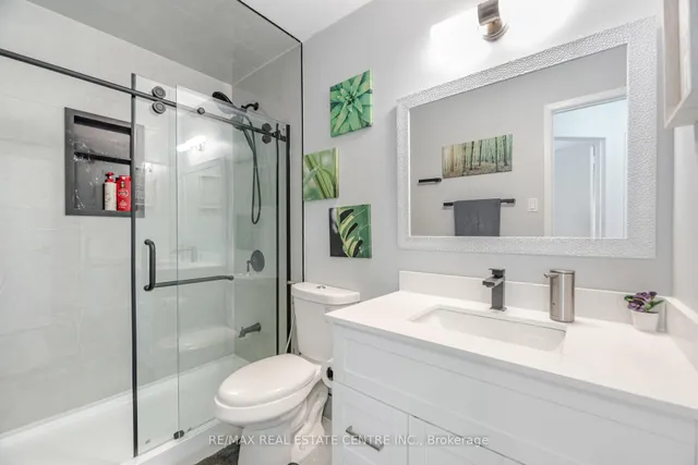 Additional image 29 of 30 Heslop Rd Unit 34