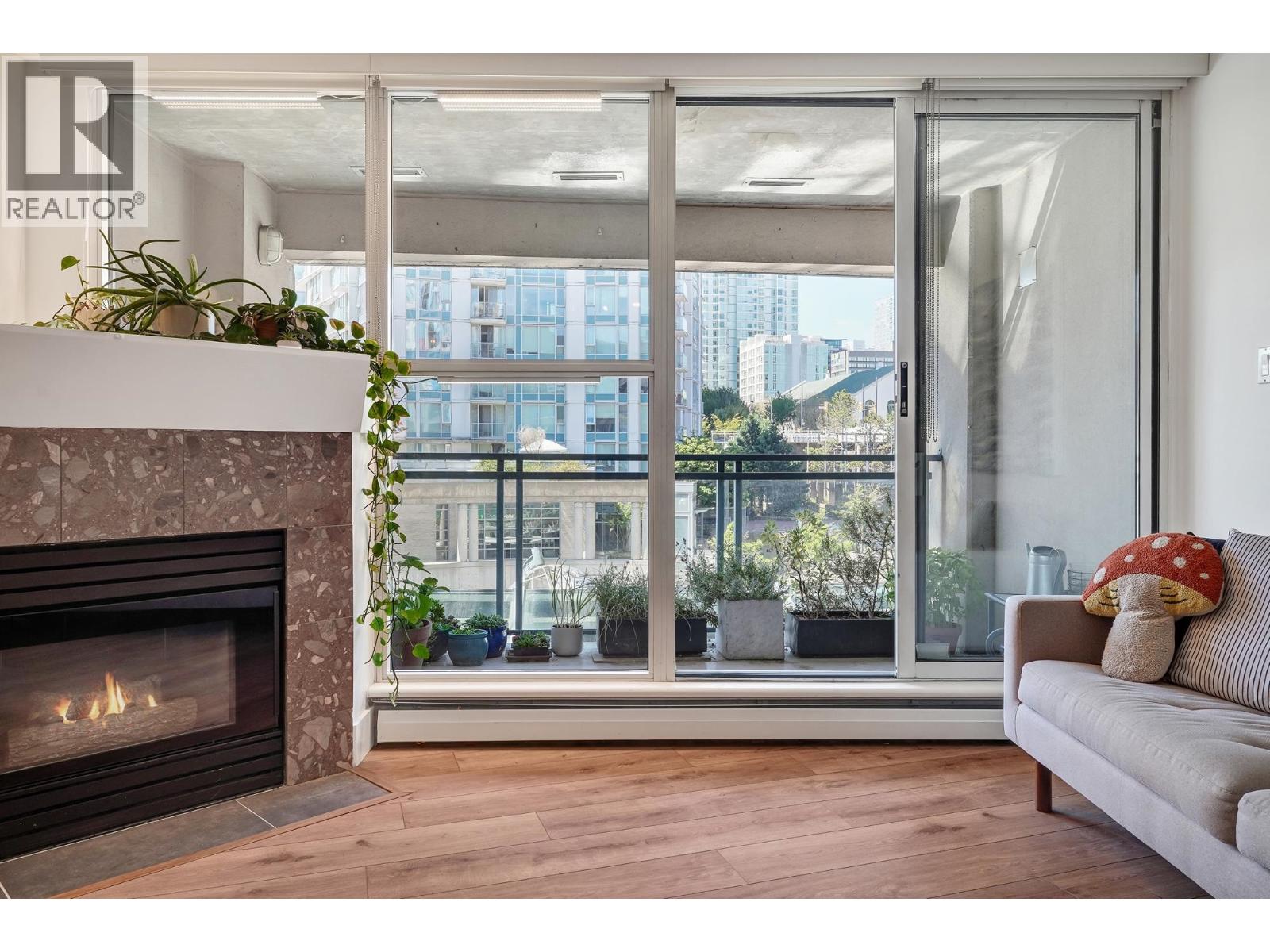 Property image for 306 183 KEEFER PLACE|Vancouver, British Columbia V6B6B9