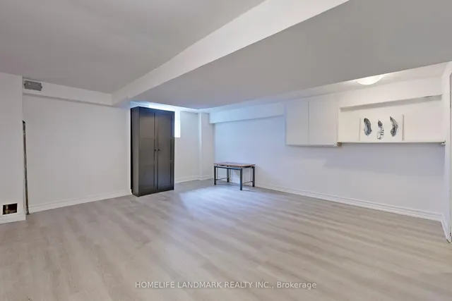 Additional image 35 of 692 Gerrard St