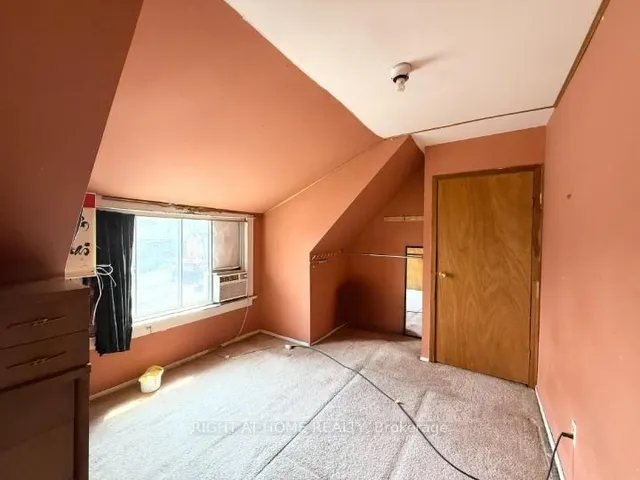 Additional image 24 of 665 Ossington Ave