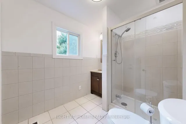 Additional image 12 of 656 Crawford St